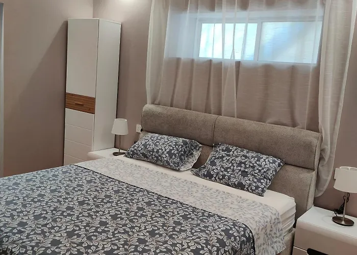 In The Centre Of 2 Λευκωσία